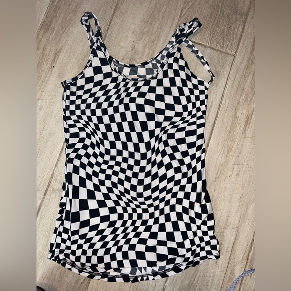 Trippy shirt - Picture 2 of 2